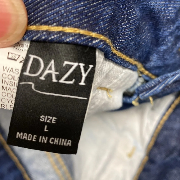 Dazy Women’s Jean Size‎ Large Blue Jeans - Picture 4 of 9